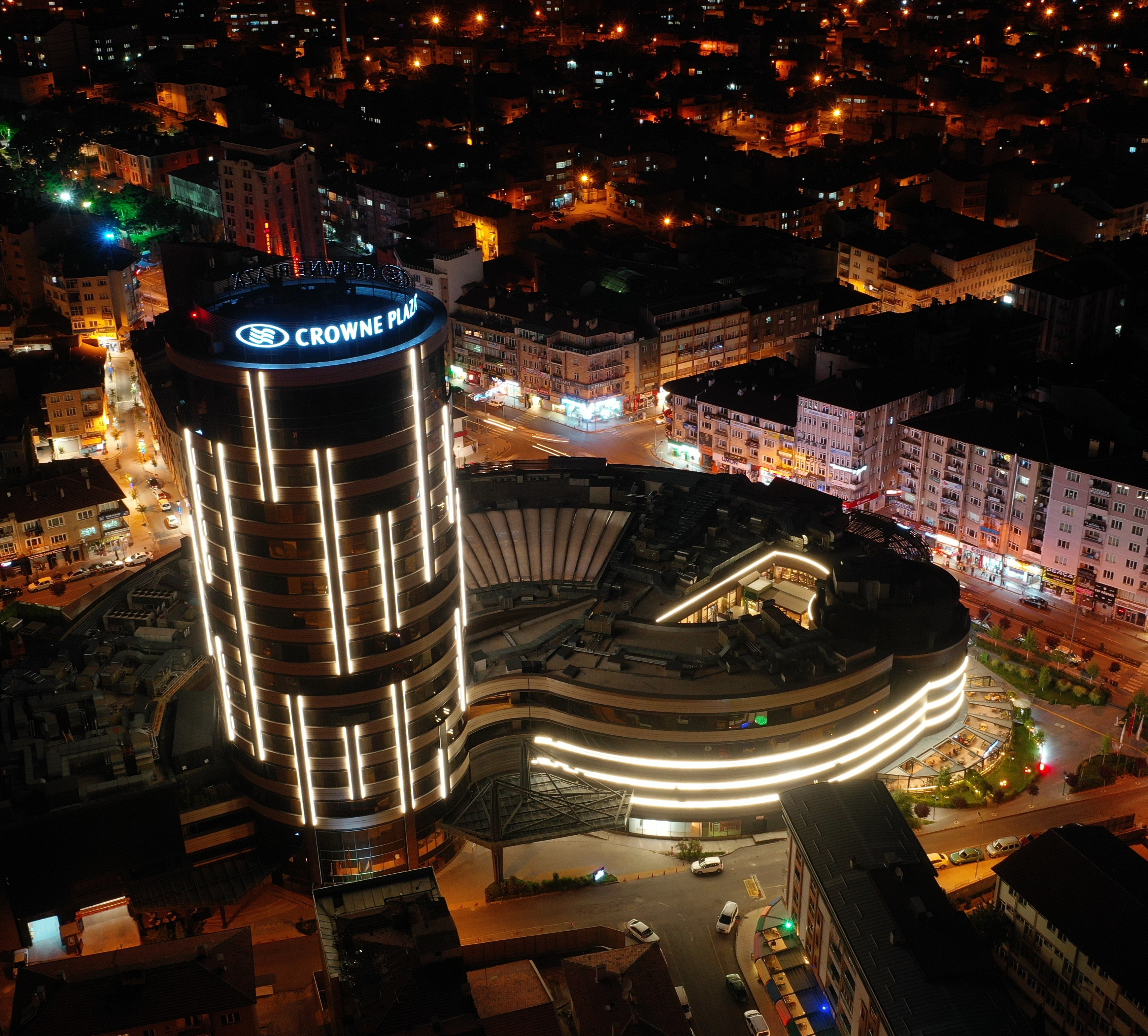 Crowne Plaza Hotel